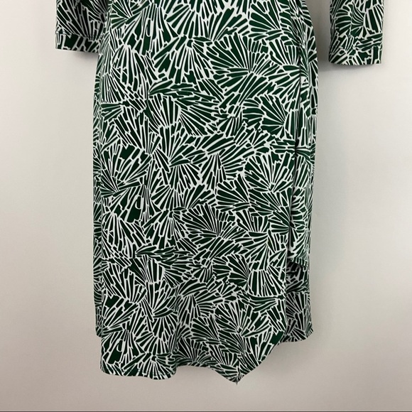 BCBGMaxAzria Green White Print Wrap Dress XS - Picture 3 of 12
